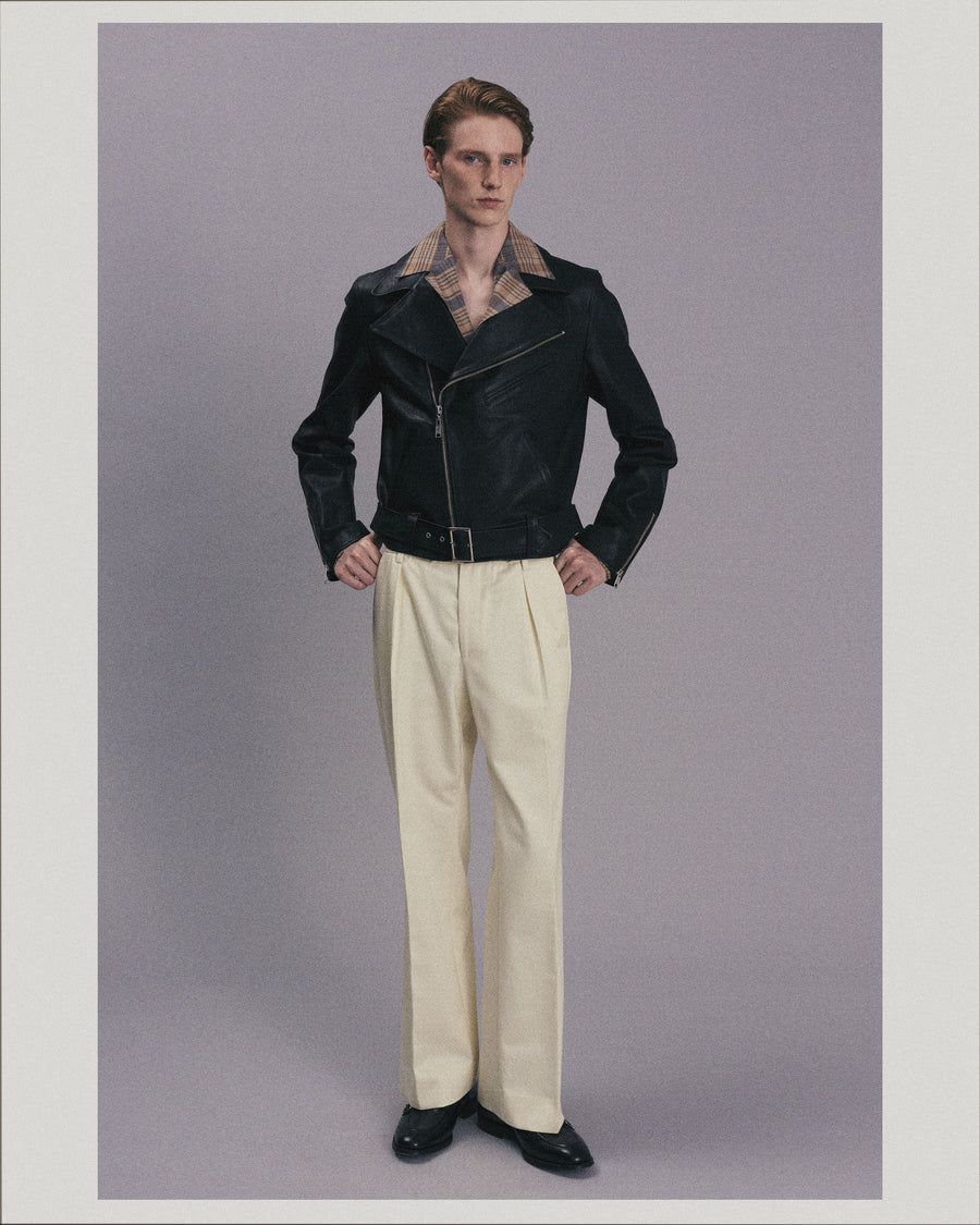 In-tucked Chino Trousers _ WHITE