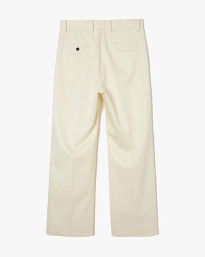 In-tucked Chino Trousers _ BEIGE
