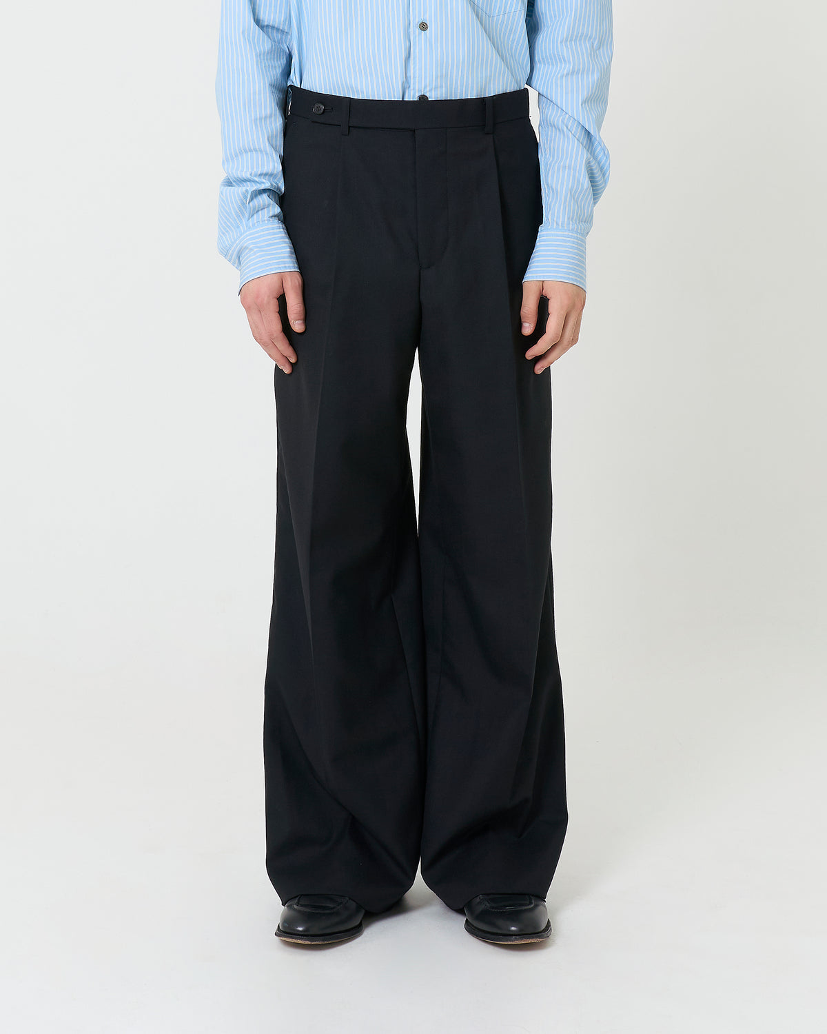 Black Wool Wide Trousers _ Black