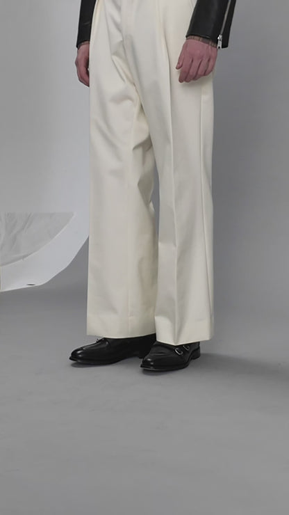 In-tucked Chino Trousers _ BEIGE